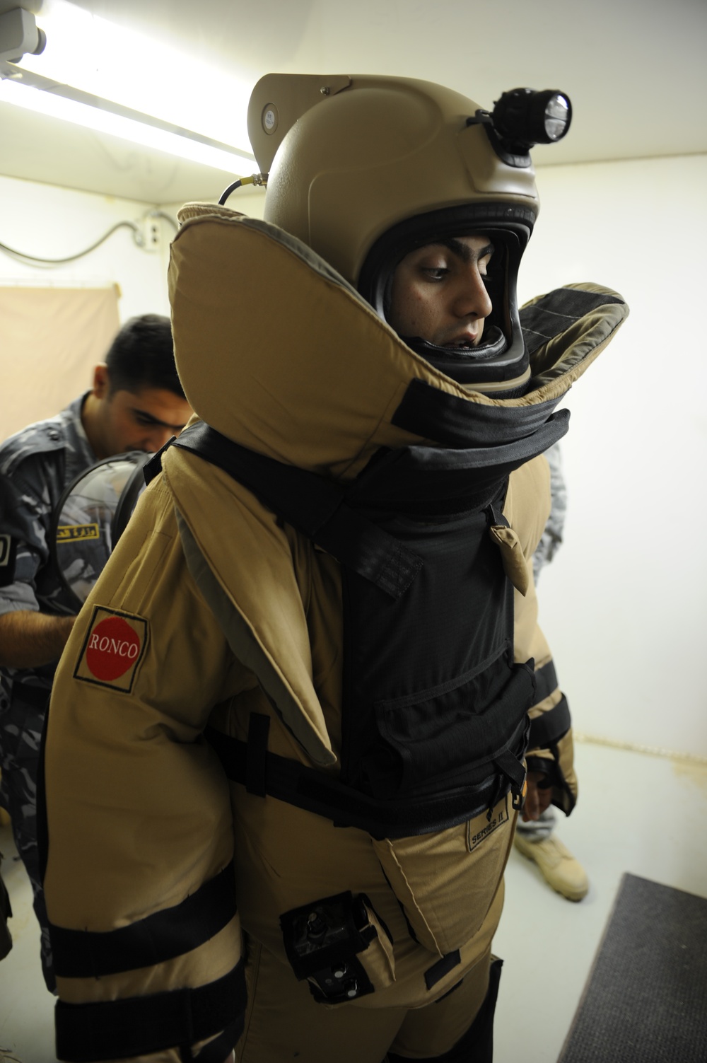 dvids-images-eod-bomb-disposal-suit-image-18-of-25