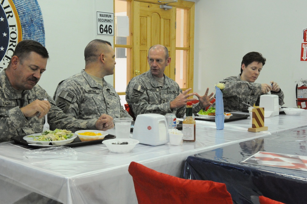 DVIDS - Images - Joint Branch Lunch [Image 24 of 33]