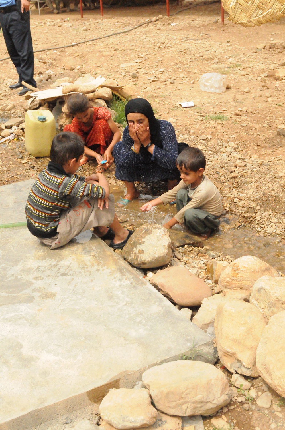 USD-N assists Iraqi government with displaced civilians