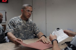 Brothers serve together as medics in Iraq