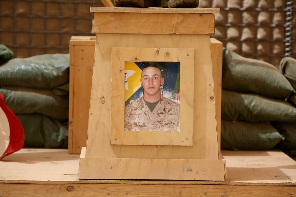 Marines Honor Fallen Brother, Machine Gunner