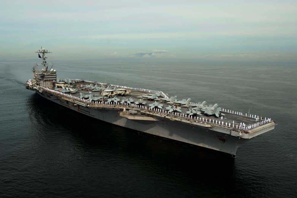 DVIDS - Images - USS George Washington in Manila [Image 1 of 3]