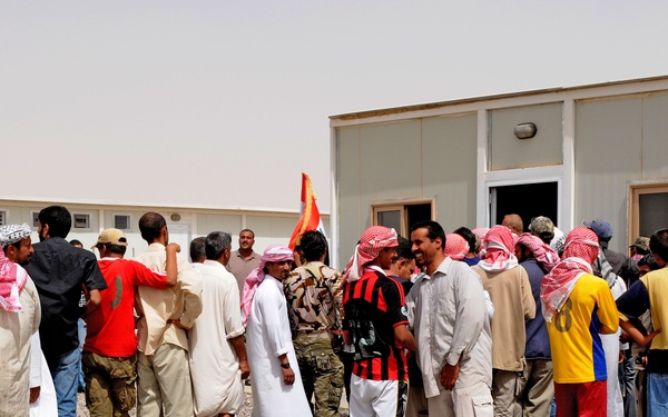 Iraqi residents attend employment fair at I-BIZ site