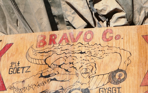 Marine paints his way into Afghanistan history