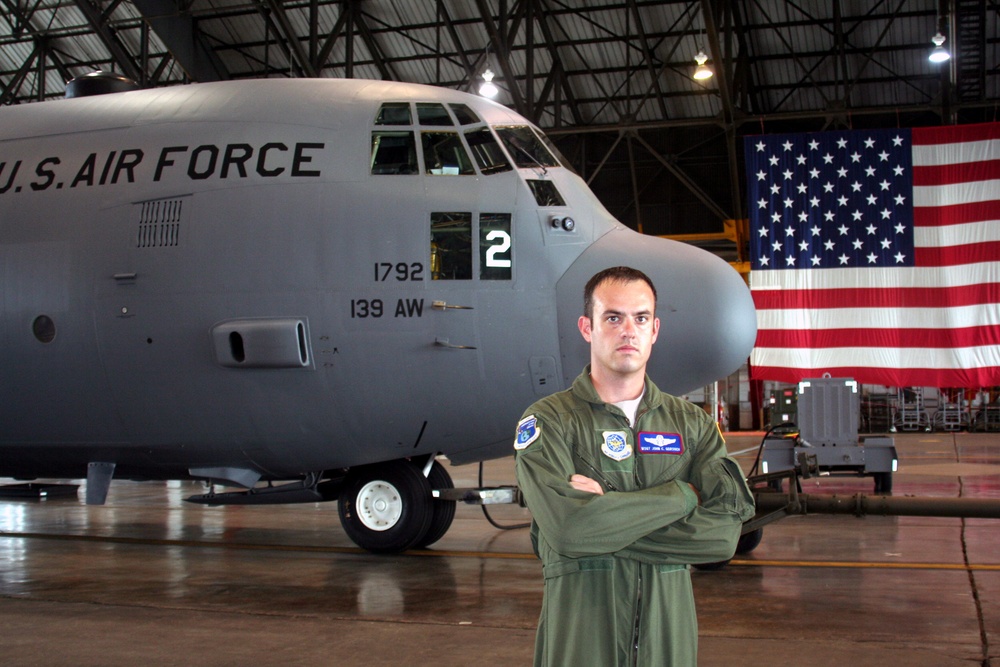 AMC C-130 Loadmaster Teaches Aircrew Combat Tactics in Missouri; Serves in Total Force Position