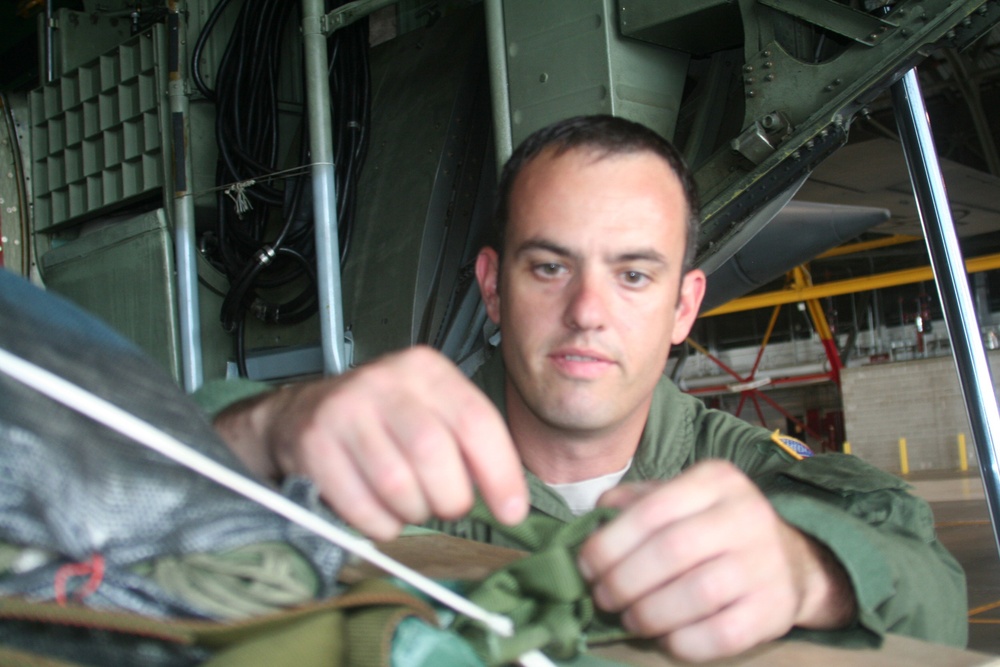 AMC C-130 Loadmaster Teaches Aircrew Combat Tactics in Missouri; Serves in Total Force Position