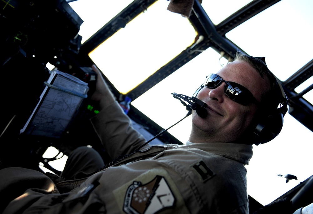 Maxwell C-130 Pilot, Air Force Reservist, Flies Airlift Missions for USCENTCOM, Pakistan Relief Ops