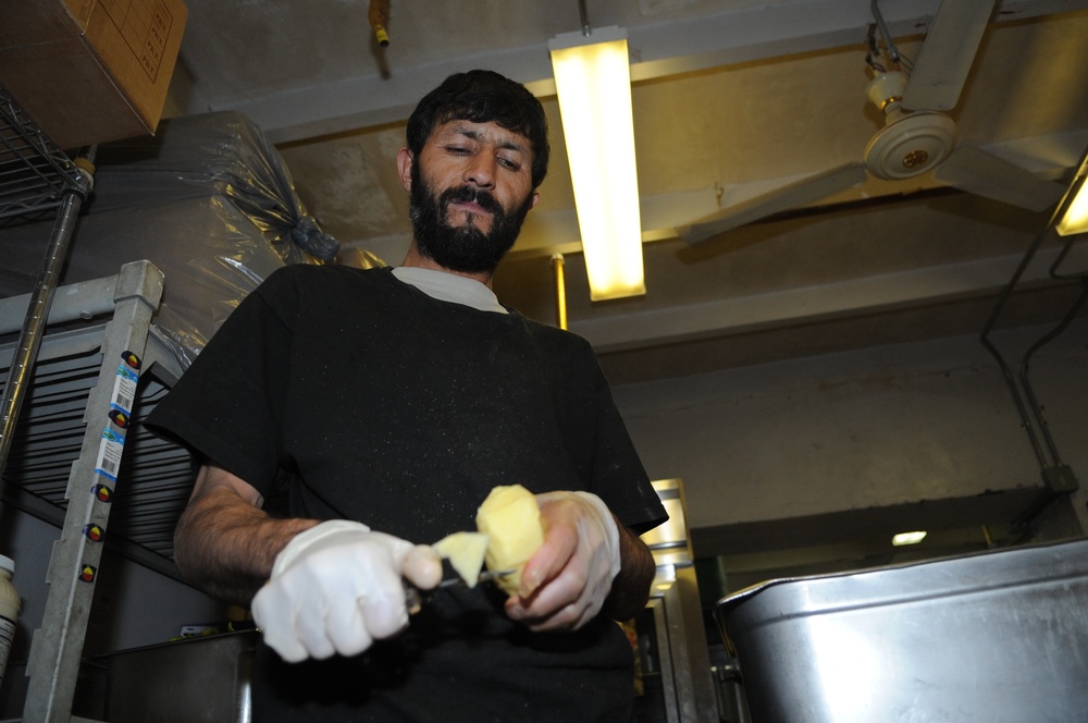 Cooks Support Special Forces Mission