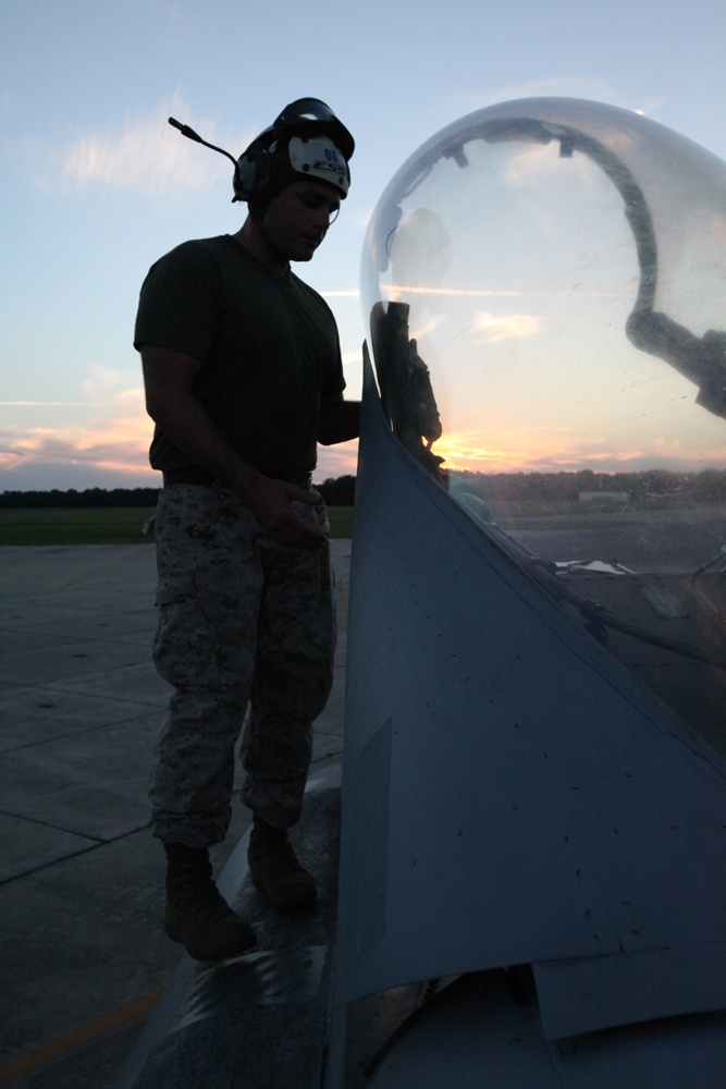 Burning the midnight oil: Night crew maintenance efforts keep Fightertown aircraft flying