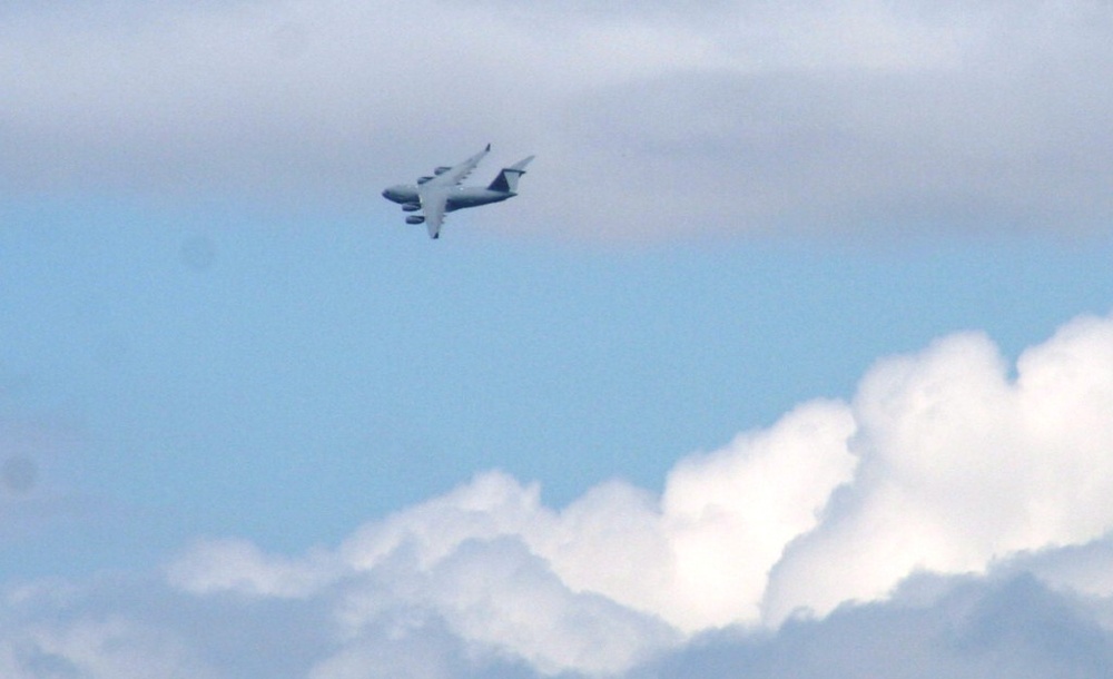 Altus C-17 Crew Holds Air Demonstration As Part of Scott AFB Airshow