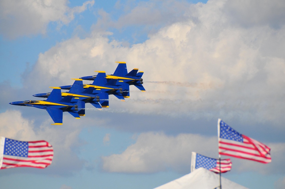 Blue Angels perform for Navy Week