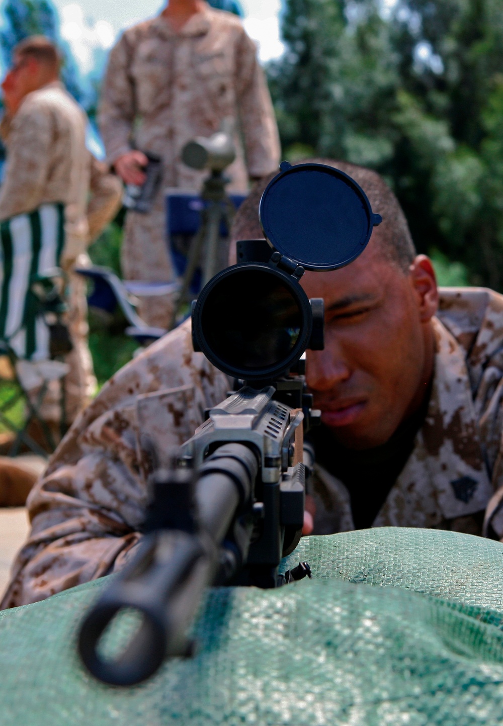 Military Police Train to Be Marksmen