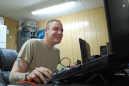 Adopting a Soldier: Wisconsin Couple Gives Soldier a New Family