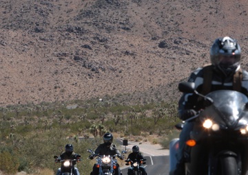 Marine motorcyclists take to the desert