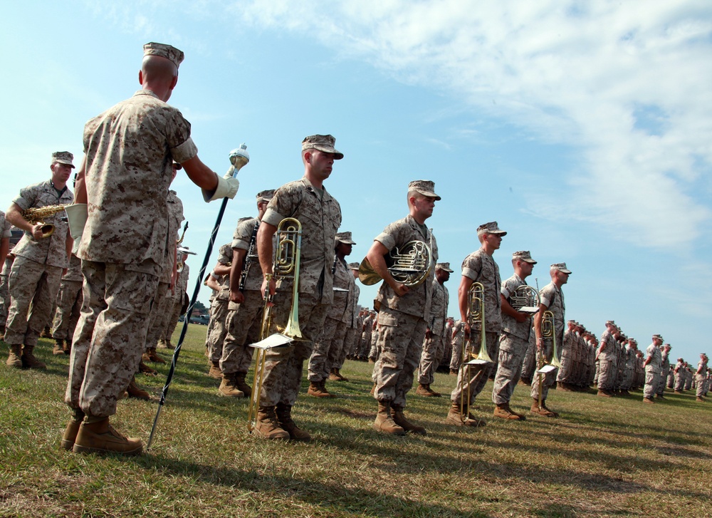24th Marine Expeditionary Unit Change of Command