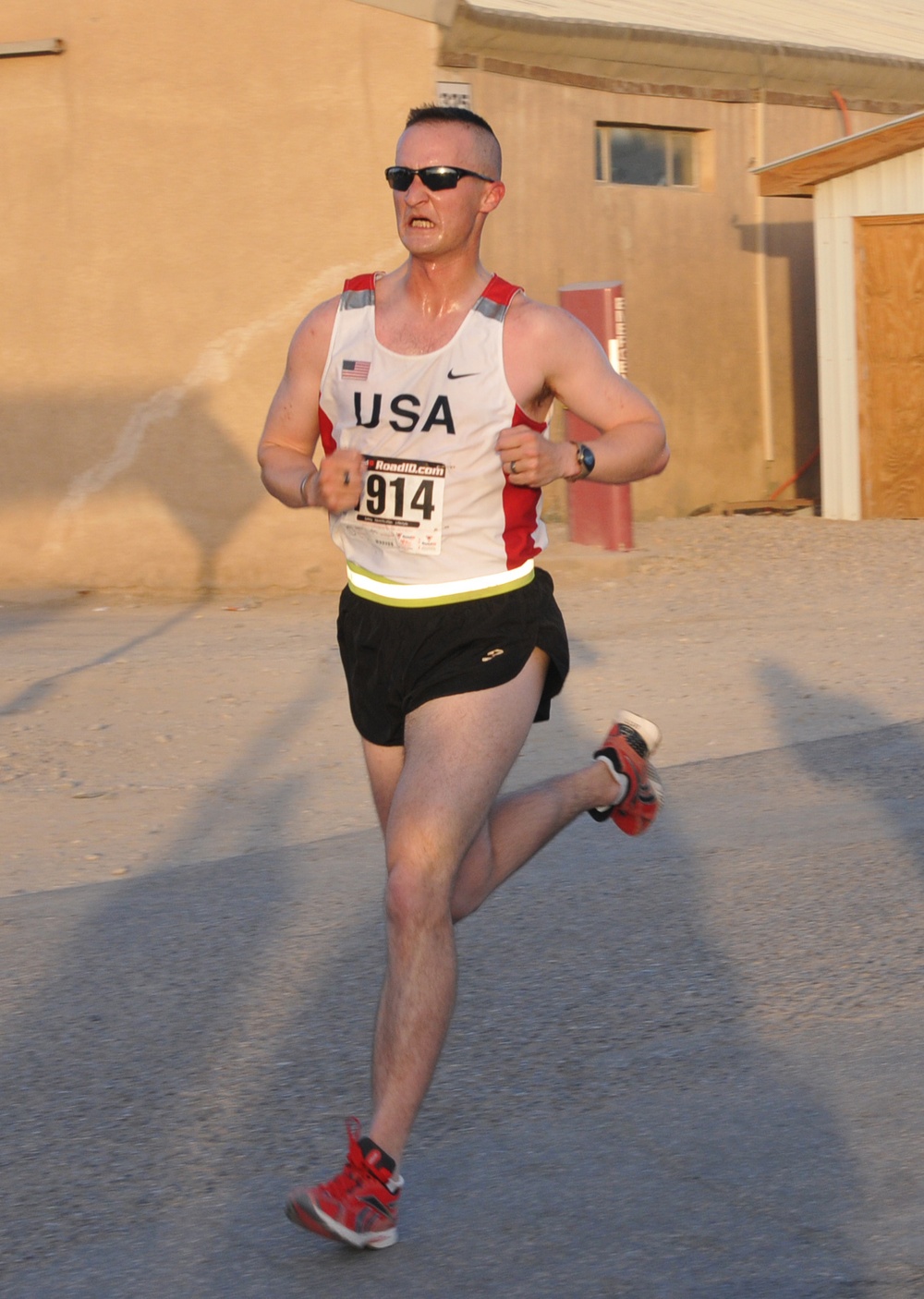 Service Members run in memory of Sept. 11 2001