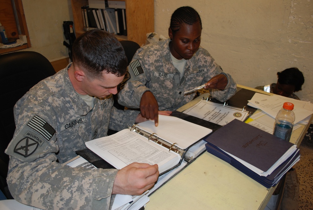 Supply Soldiers provide vital full unit support