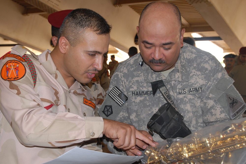 When it comes to music, US and Iraqi Soldiers read same language