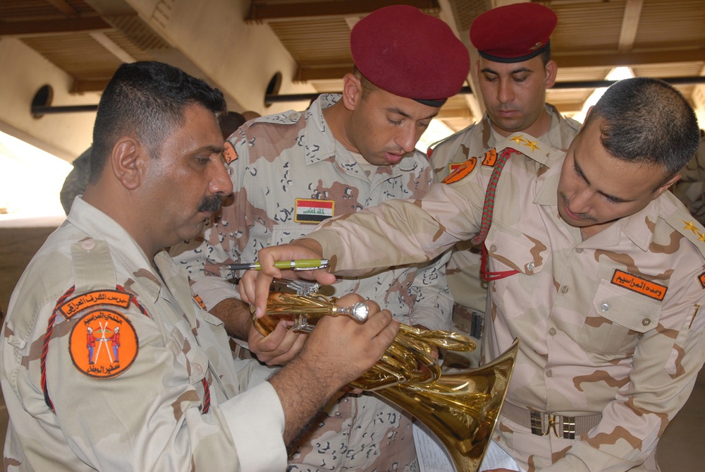When it comes to music, US and Iraqi Soldiers read same language
