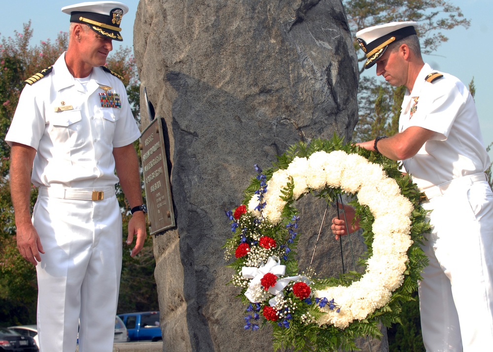 Sailors lay wreath