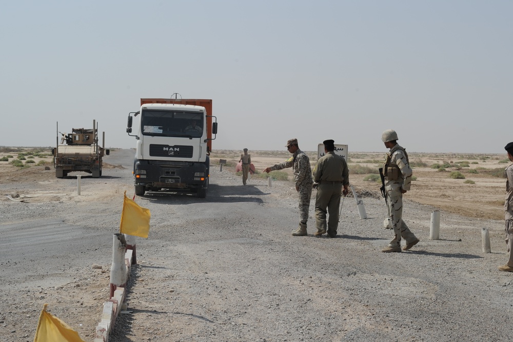 Iraqi Police/Iraqi Army joint checkpoints