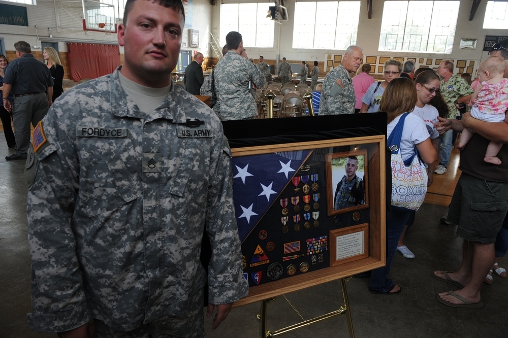 King family helps National Guard remember
