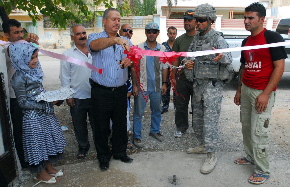 Georgia Soldiers open children's park in Iraq