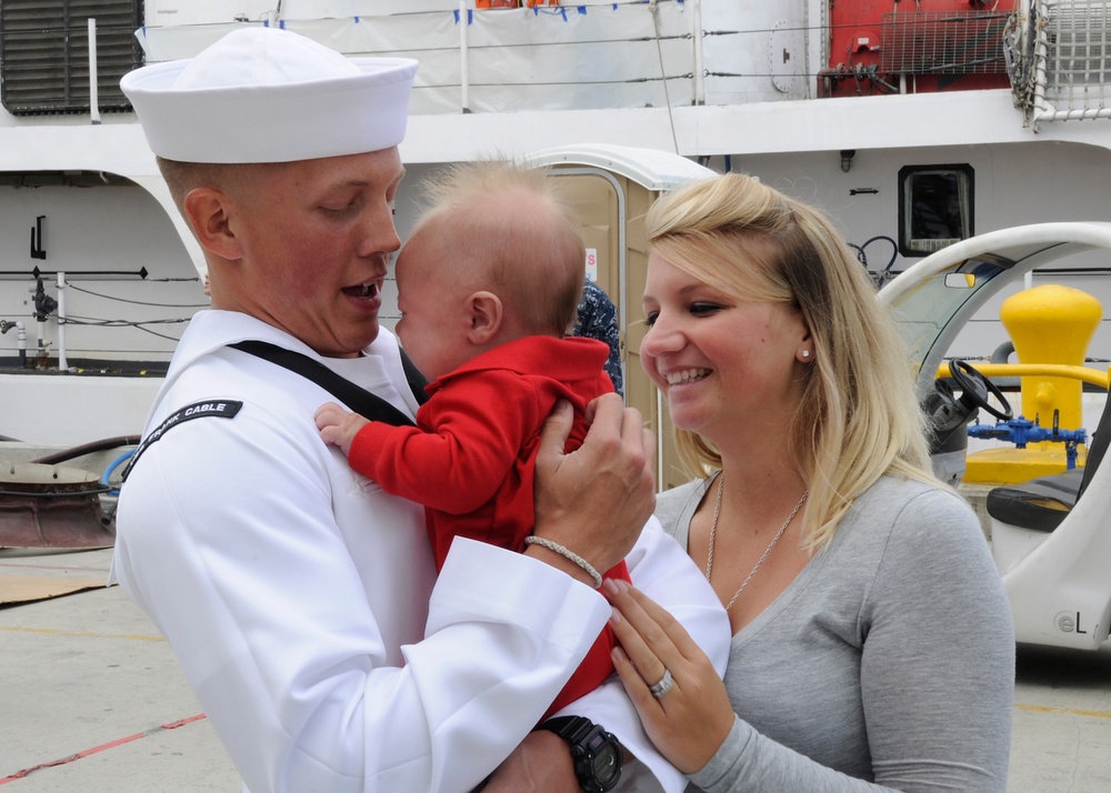 USNS Mercy returns home