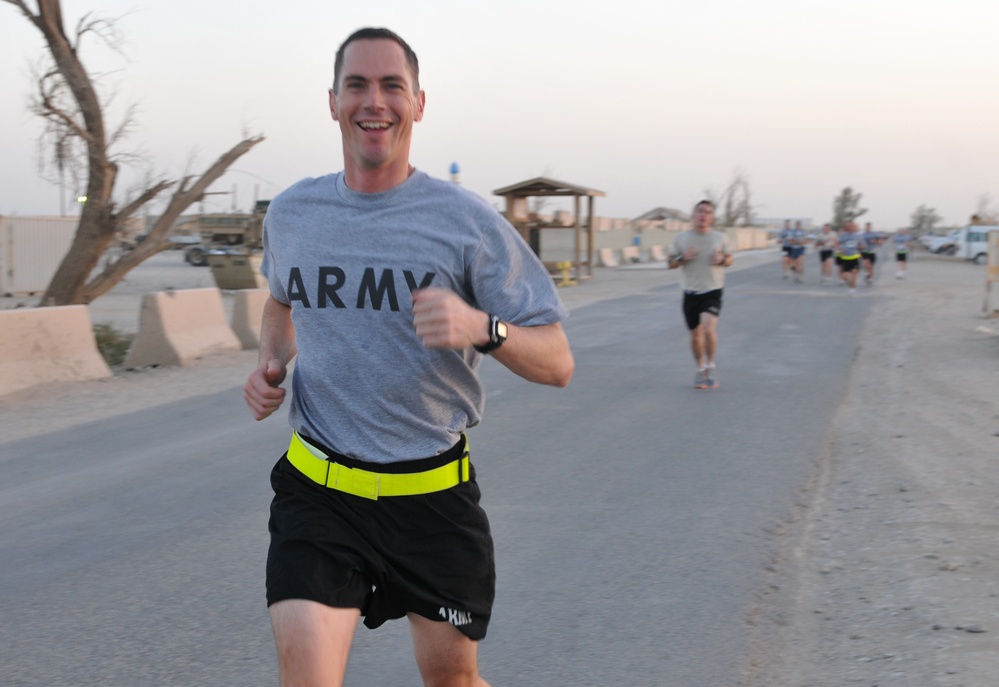 Deployed California Army National Guardsmen train for Long Beach Half Marathon to be held in Iraq