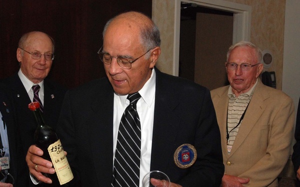 Veterans of the 325th Glider Infantry Regiment Reunite for the Last Time