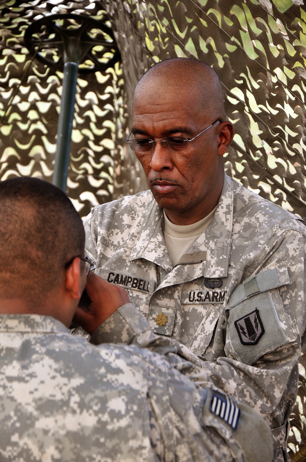 Strengthening spirits during field training