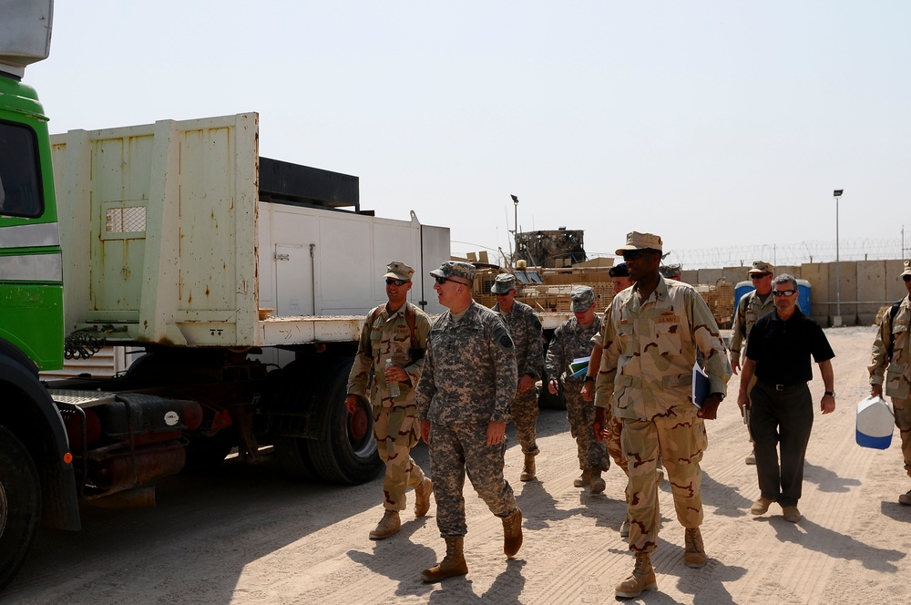 Deputy Commanding General Visits Umm Qasr