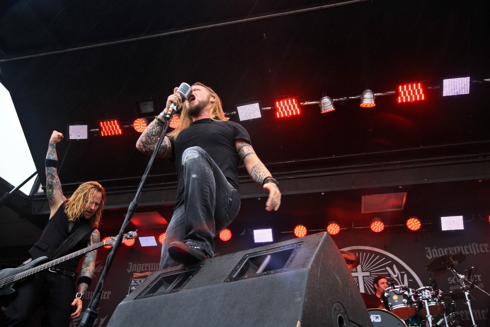 Drowning Pool rocks JBLM with free welcome home concert