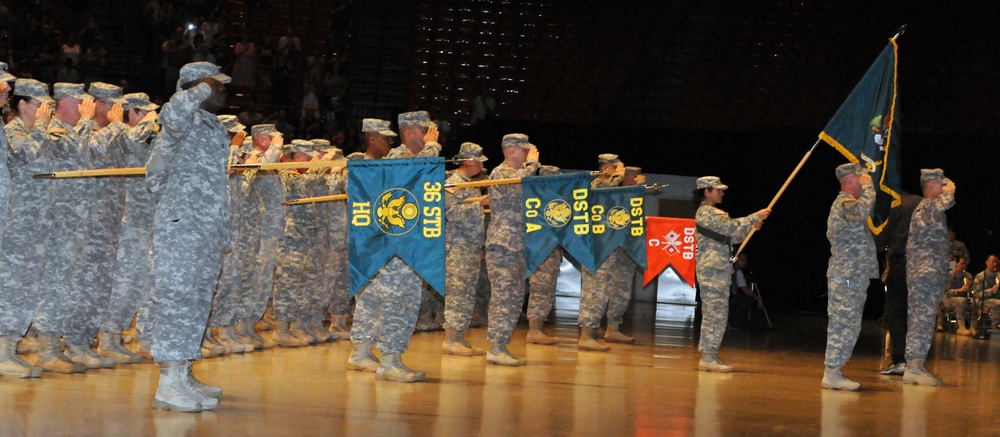 36th ID Deployment Ceremony Celebrates Soldiers, Peace