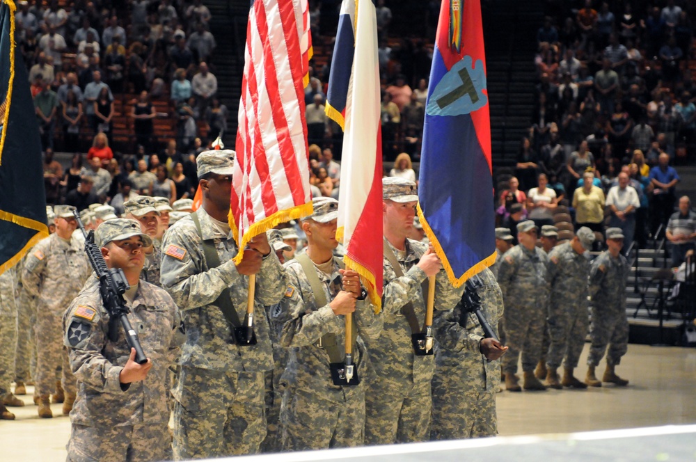 36th ID Deployment Ceremony Celebrates Soldiers, Peace