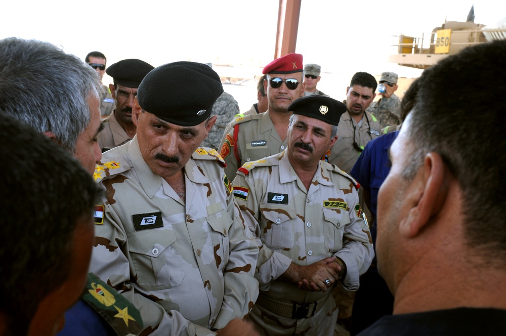 Iraqi Army Brig. Gen. Visits FOB Hammer