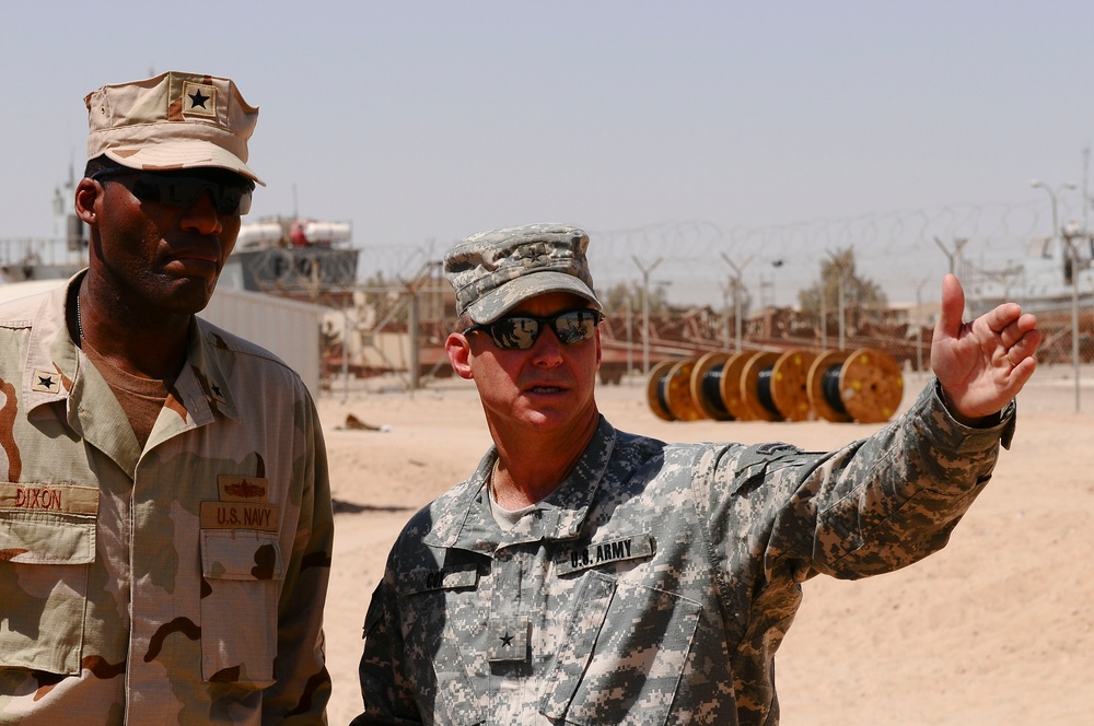 Development Commanding General Checks on Umm Qasr Construction Progress