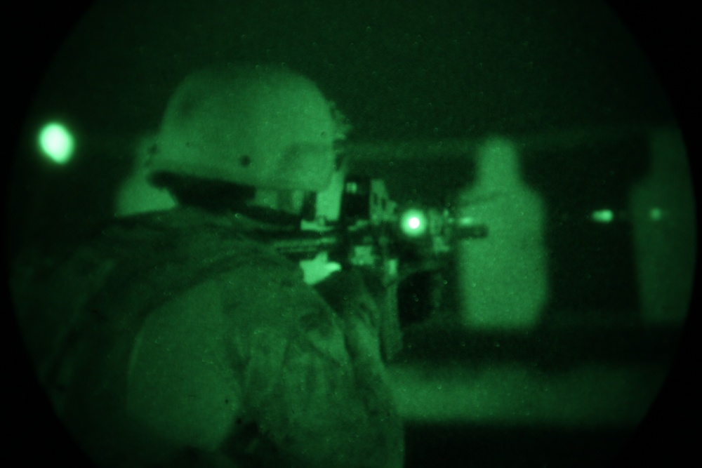 Force Reconnaissance Platoon Night Shoot