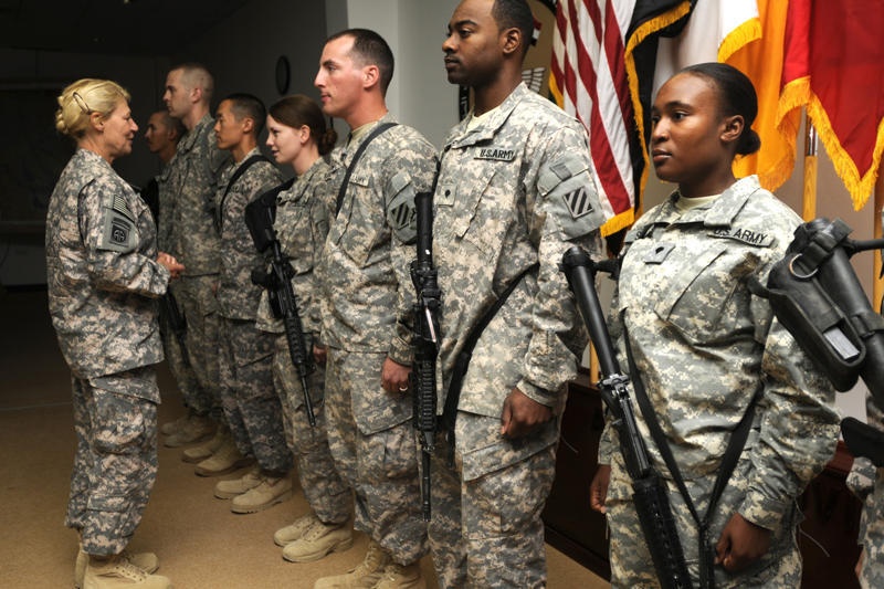 First Female Four-star General Visits USD-C Soldiers