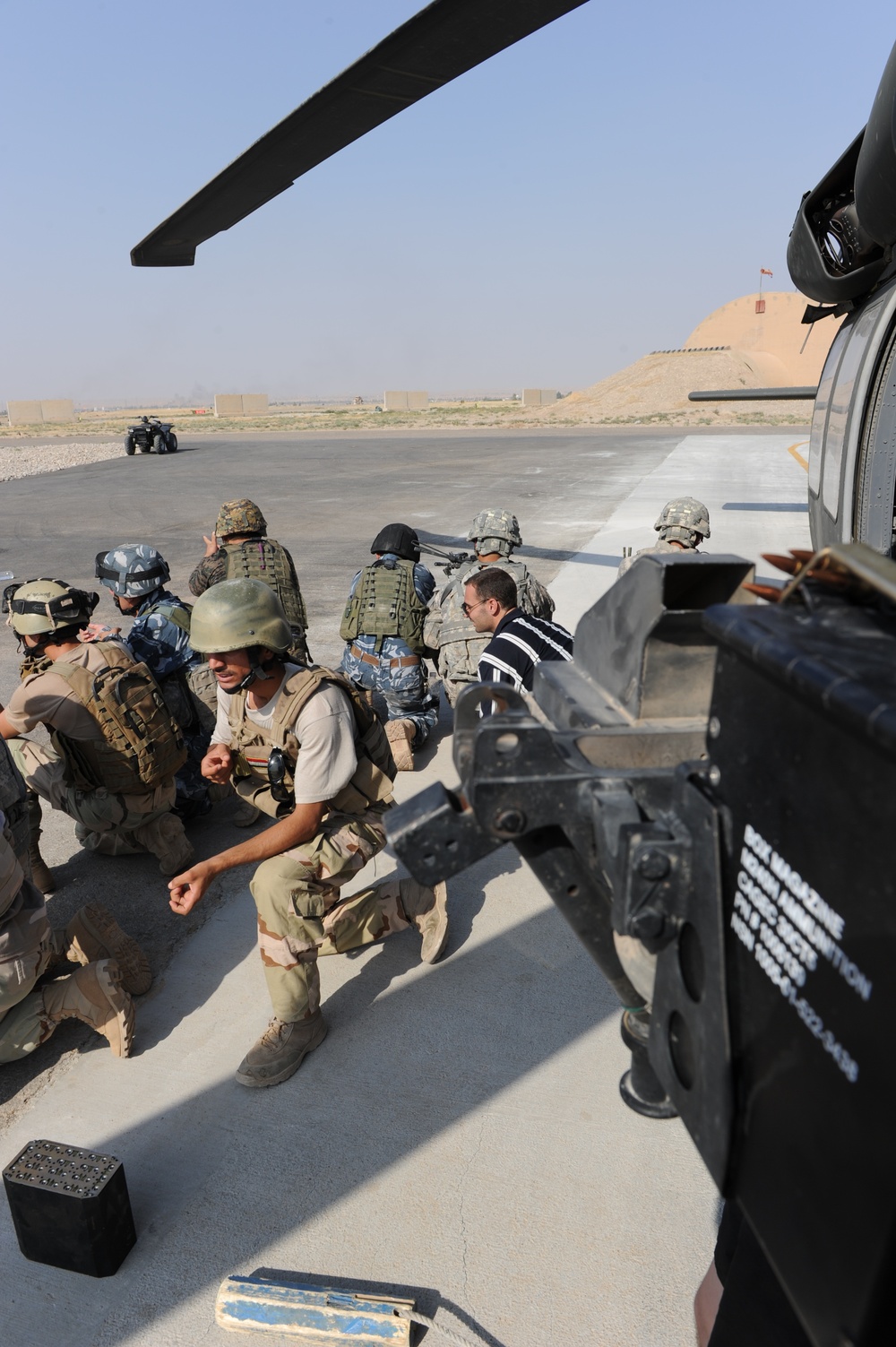 UH-06 Black Hawk training