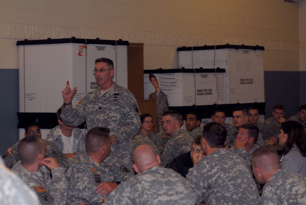 Lambeau Field Hosts 432nd Civil Affairs Battalion Change of Command Ceremony