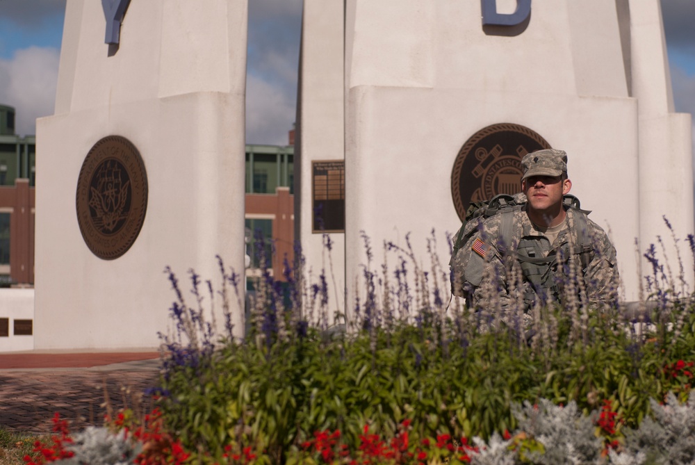 432nd Civil Affairs Battalion Tours Green Bay the Army Reserve Way