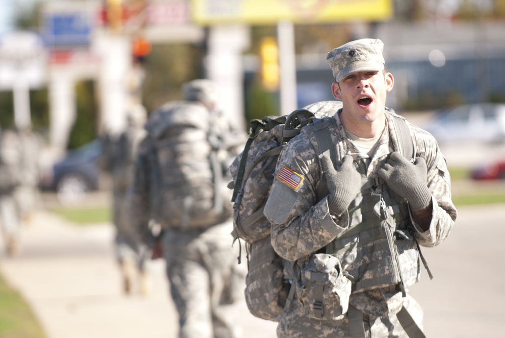 432nd Civil Affairs Battalion Tours Green Bay the Army Reserve Way