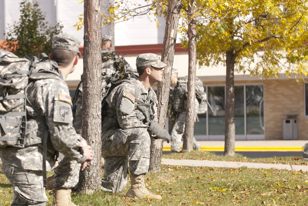 432nd Civil Affairs Battalion Tours Green Bay the Army Reserve Way