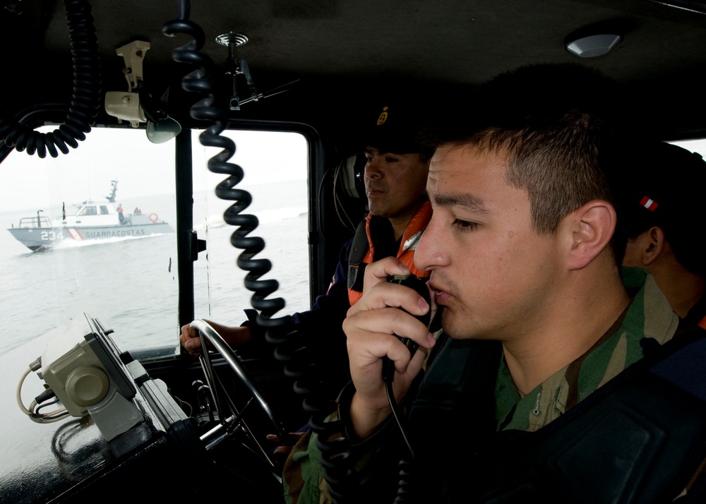 Peruvian Coast Guardsmen Learn Small Boat Patrol Operations