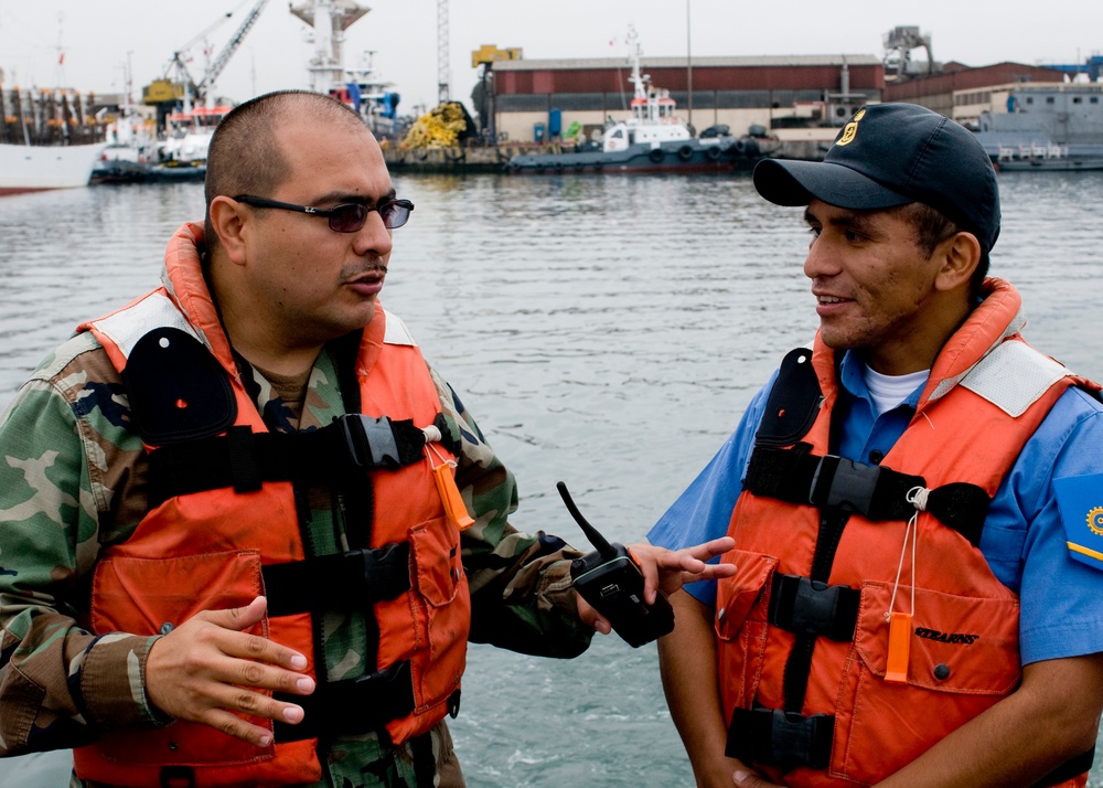 Peruvian Coast Guardsmen Learn Small Boat Patrol Operations