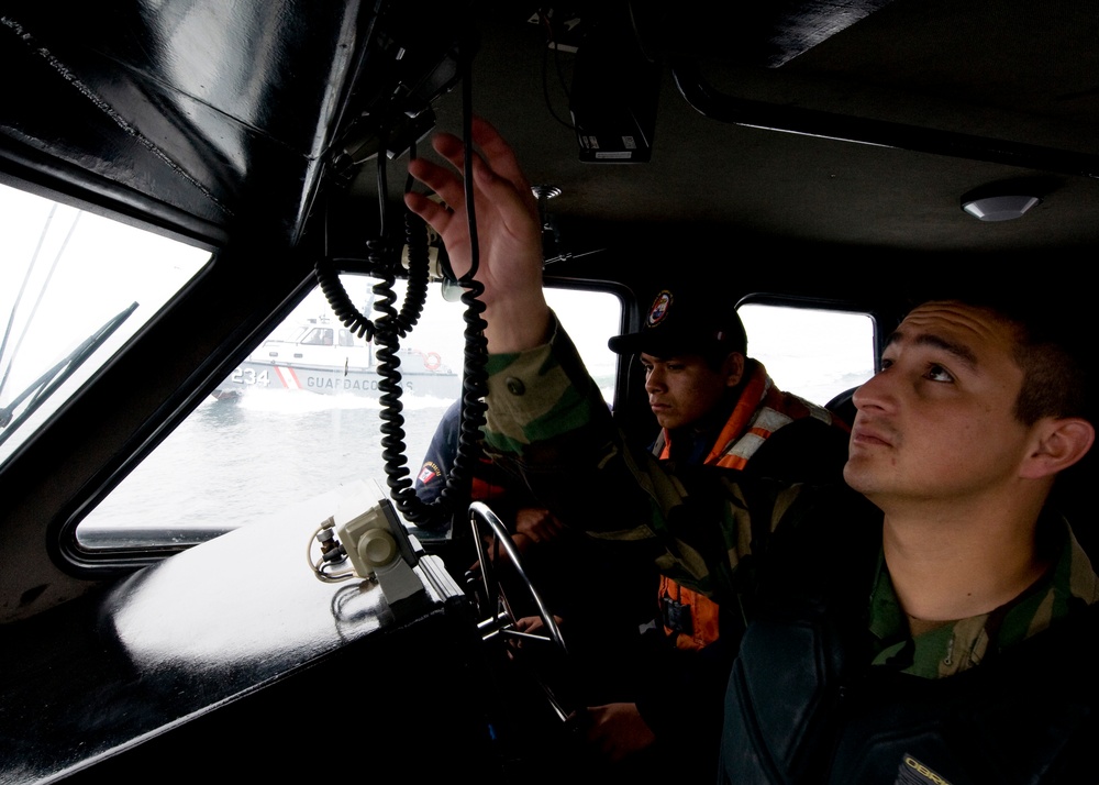 Peruvian Coast Guardsmen Learn Small Boat Patrol Operations