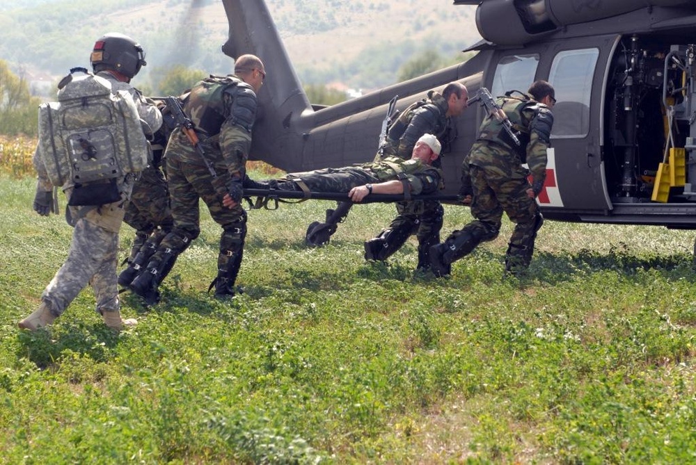 Armenians sharpen Quick Reaction Force skills