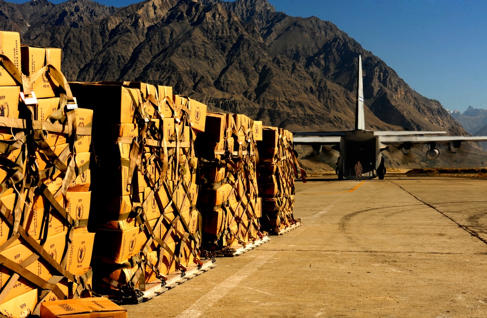 Focus of Flood Relief Shifts From Air to Ground