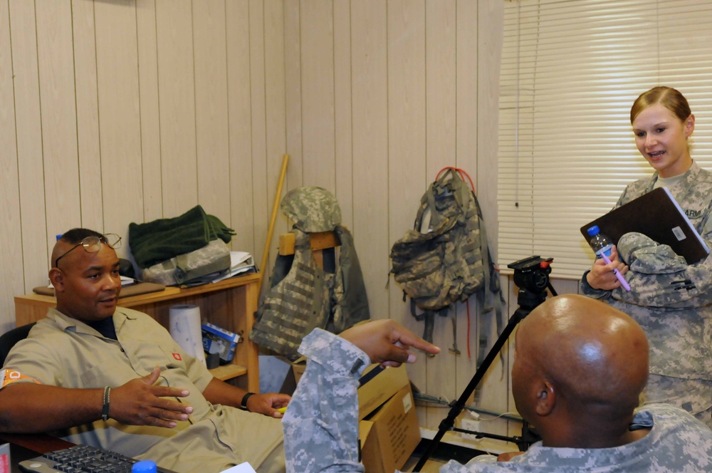 Team aids base closure in southern Iraq
